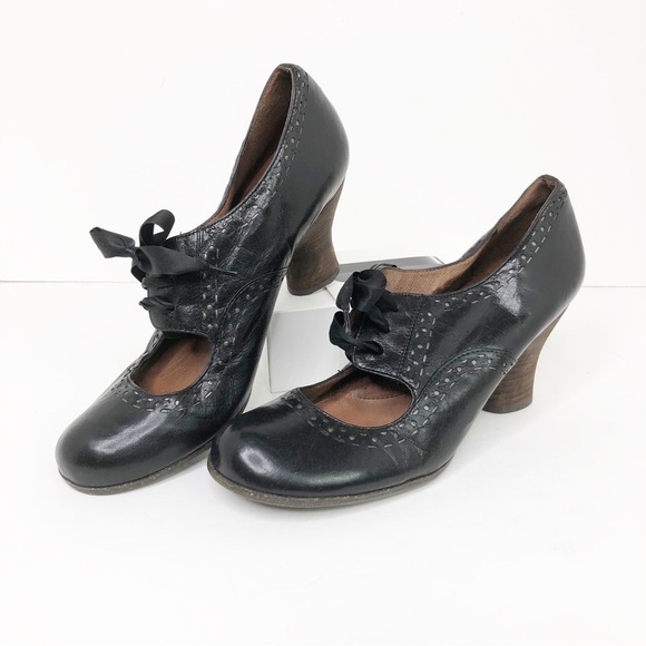 Naya by Anthropologie, black leather Mary Jane laced front shoes - Picture 2 of 10